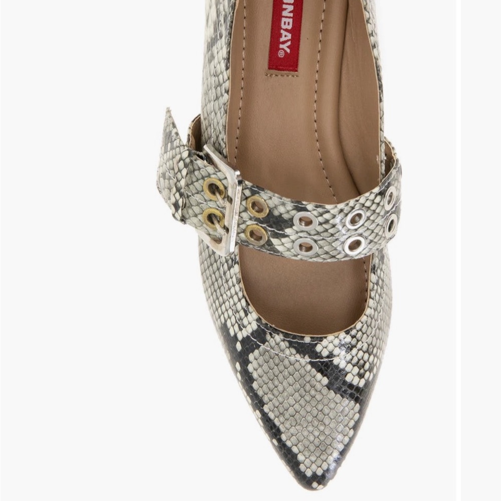 Unionbay Snakeskin Mary Jane Flats Pointed Toe Grommet Buckle Women’s Shoes 8.5 - Picture 6 of 10